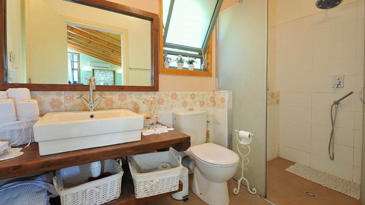 Photo of Bathroom in Kahal