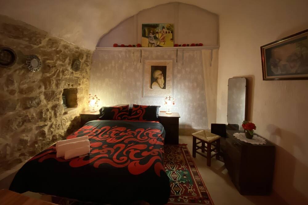 Photo of Bedroom in Old City
