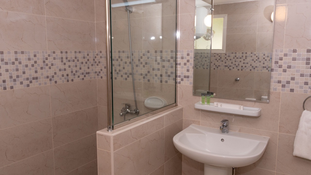 Photo of Bathroom in Al-Fujairah