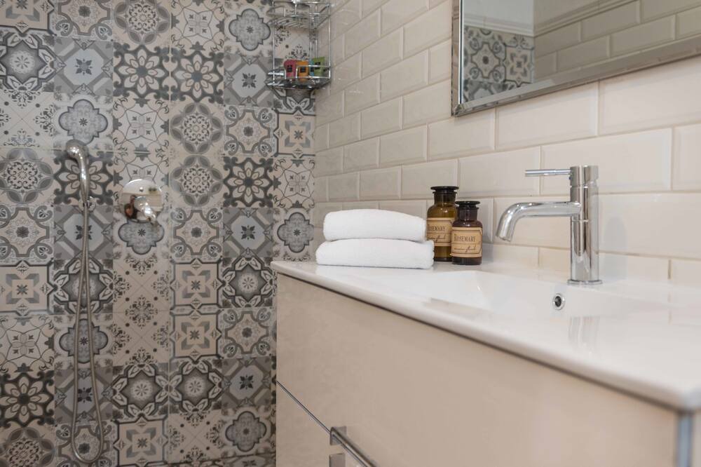 Photo of Bathroom in Gilboa