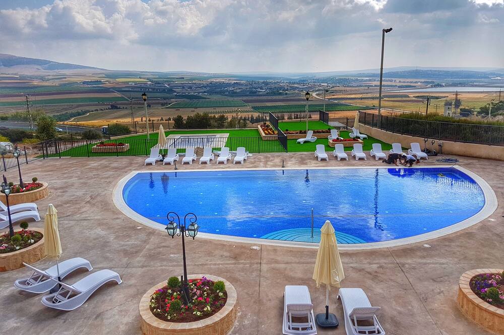 Photo of Outdoor in Gilboa