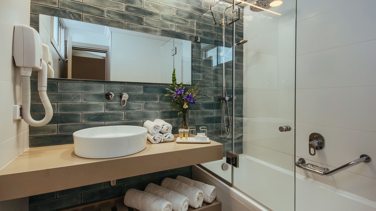 Photo of Bathroom in Ramot