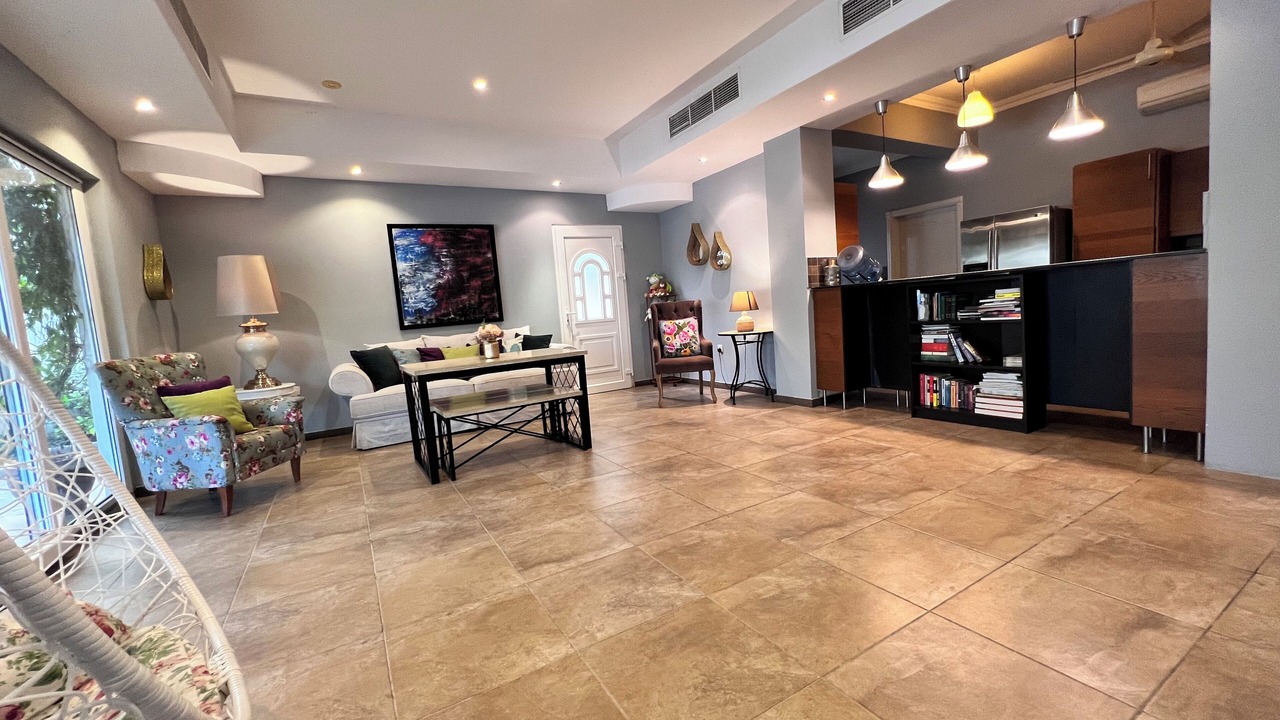 Photo of Livingroom in Azaiba