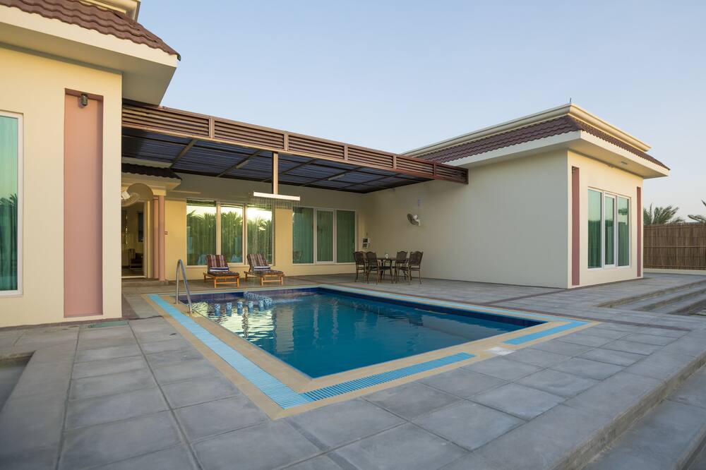 Photo of Outdoor in Seeb