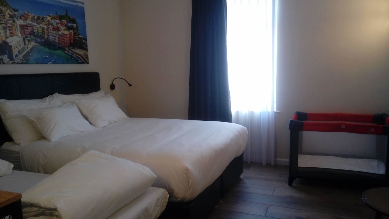 Photo of Bedroom in German Colony