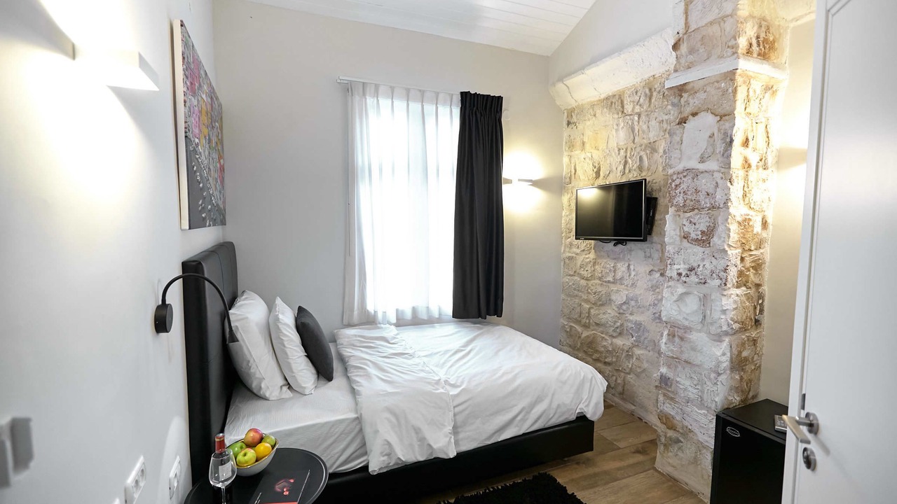 Photo of Bedroom in German Colony