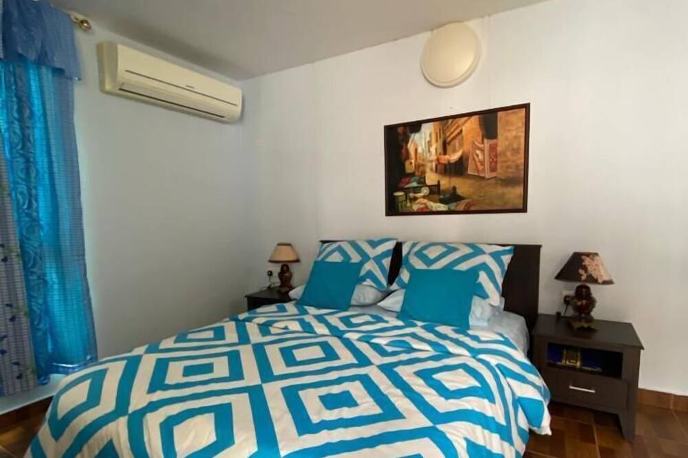 Photo of Bedroom in Al Ghubrah Ash Shamaliyyah