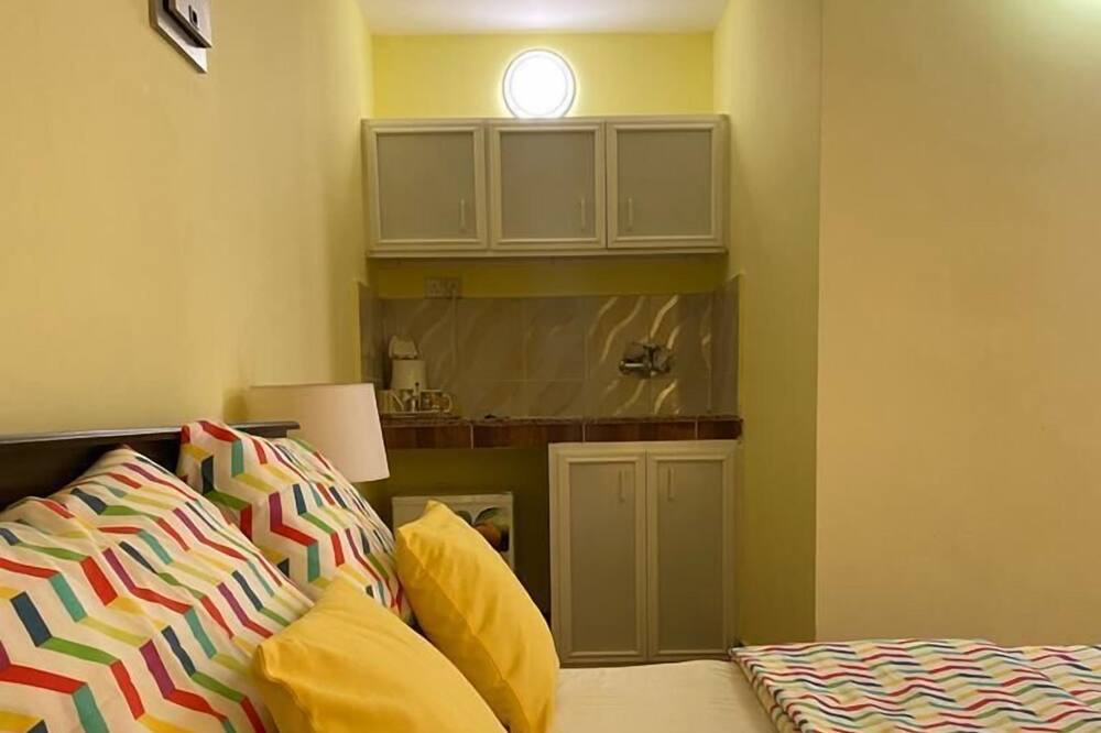 Photo of Bedroom in Al Ghubrah Ash Shamaliyyah