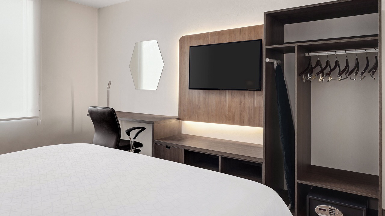 Photo of Bedroom in Santa Ana