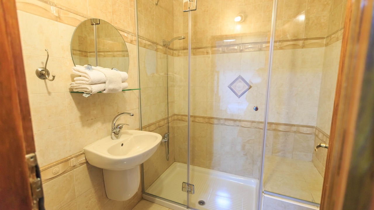 Photo of Bathroom in Old City