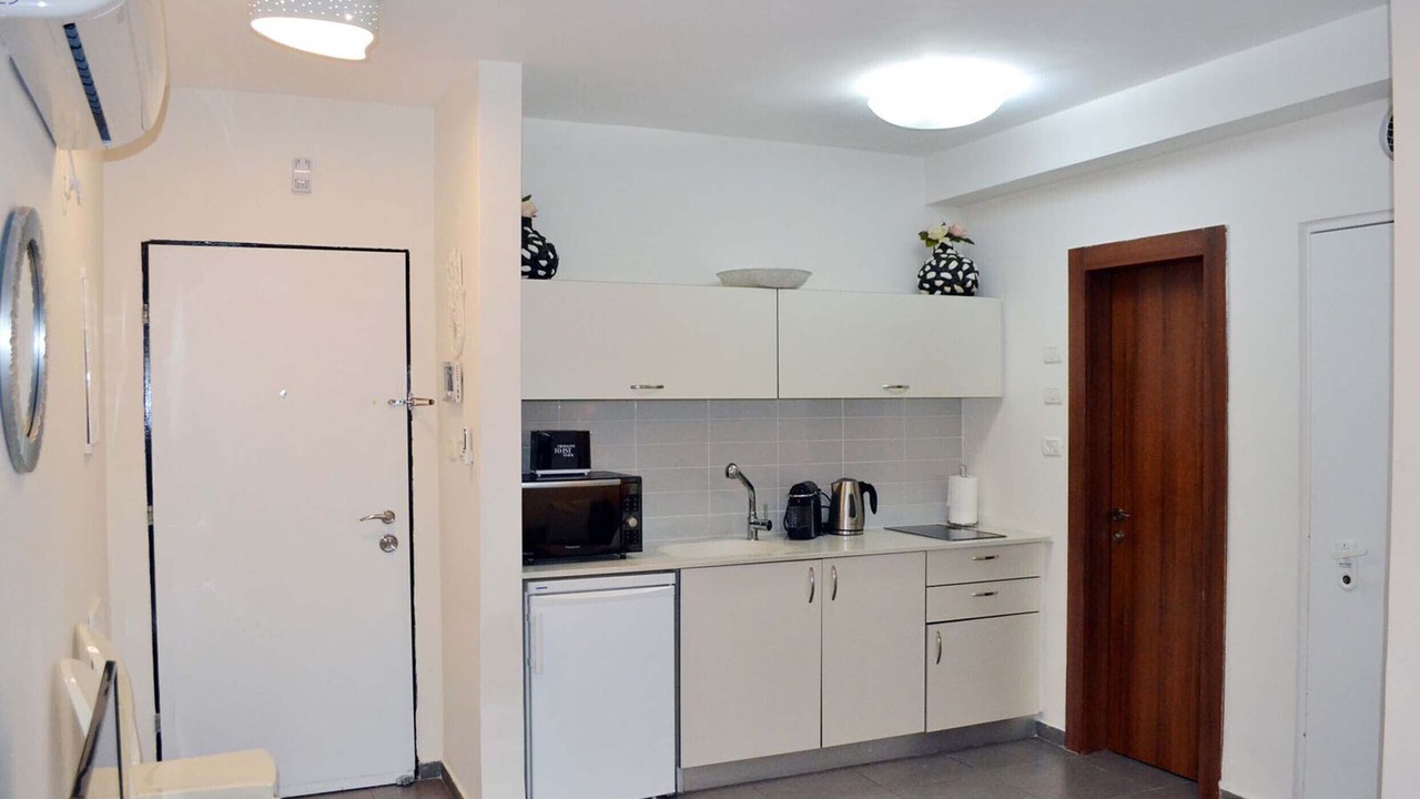 Photo of Kitchen in Tel Aviv Promenade