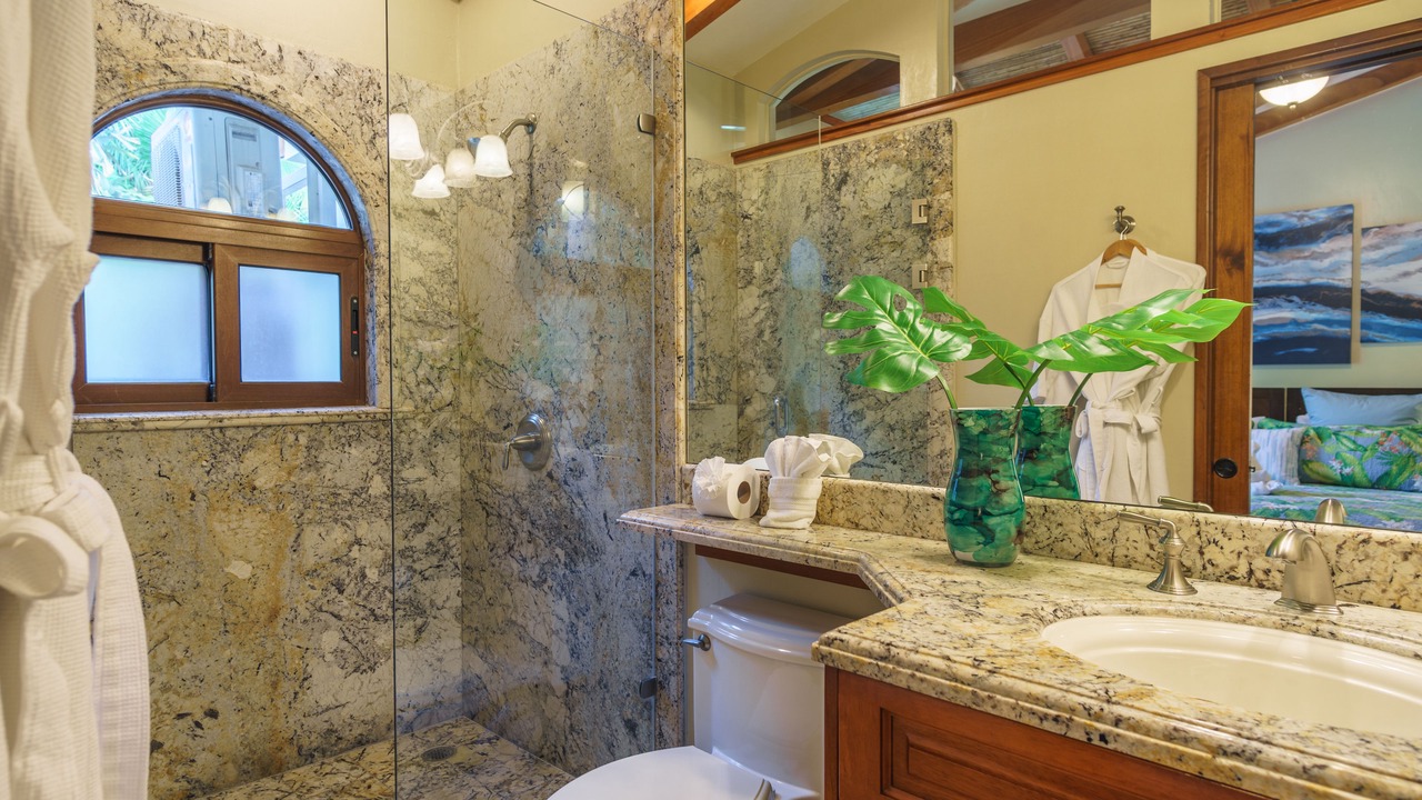 Photo of Bathroom in Playa Flamingo