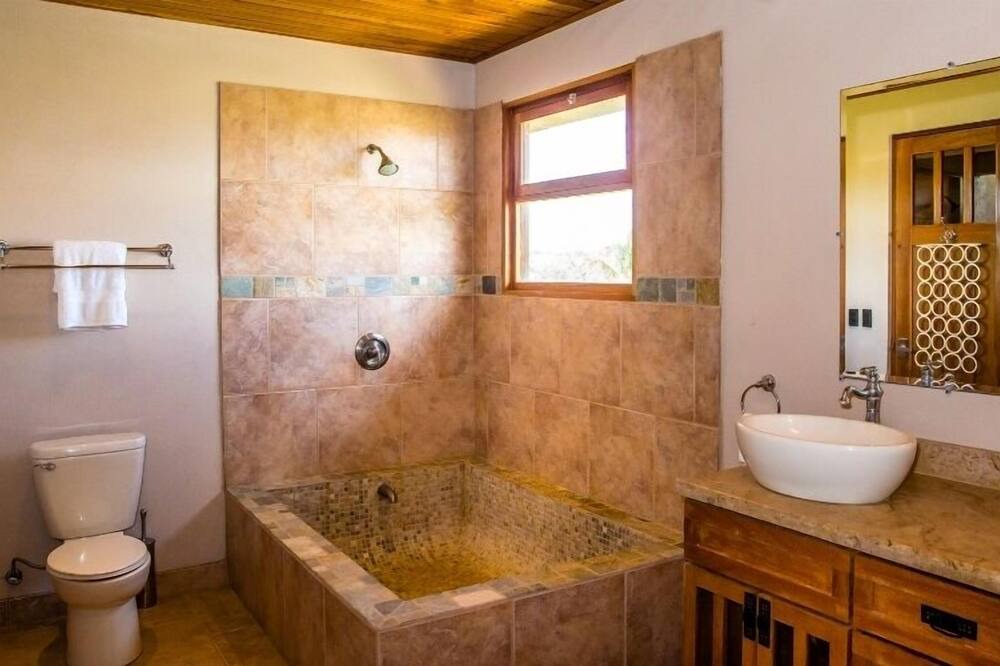 Photo of Bathroom in Playa Negra