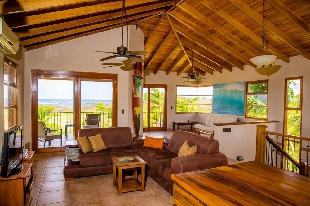 Photo of Livingroom in Playa Negra
