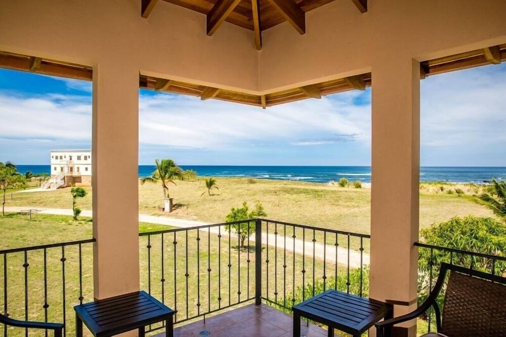 Photo of Patio Balcony in Playa Negra