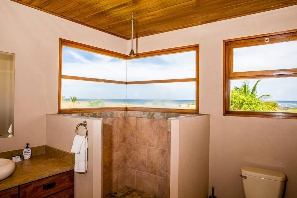 Photo of Bathroom in Playa Negra