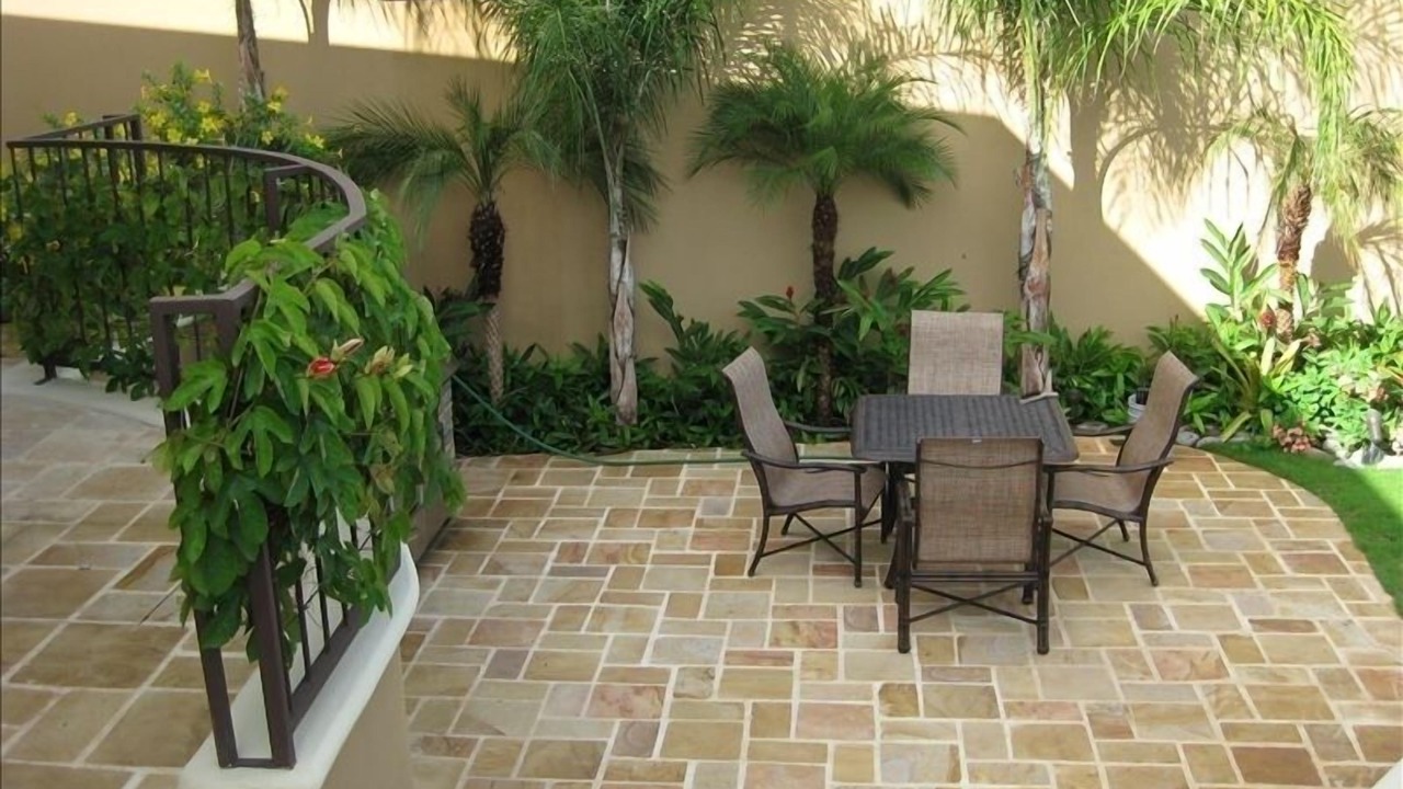 Photo of Outdoor in Coco