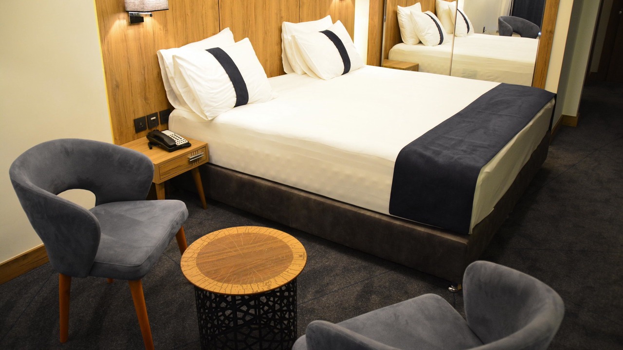 Photo of Bedroom in Al Jubeiha