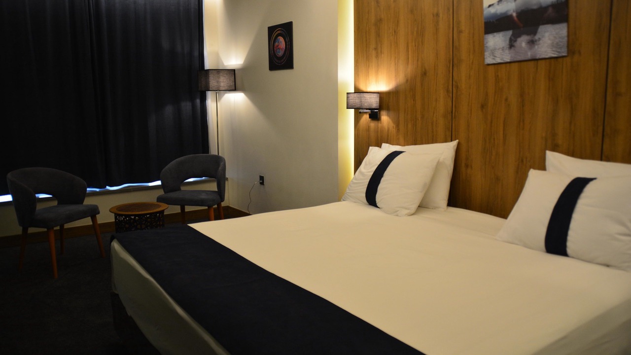Photo of Bedroom in Al Jubeiha