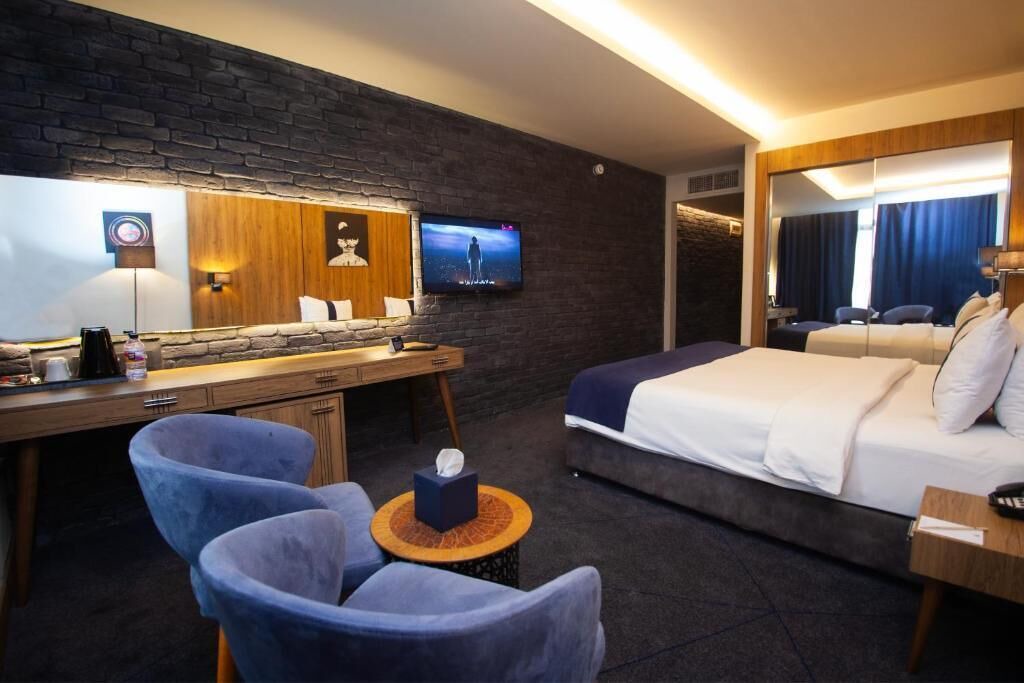 Photo of Bedroom in Al Jubeiha
