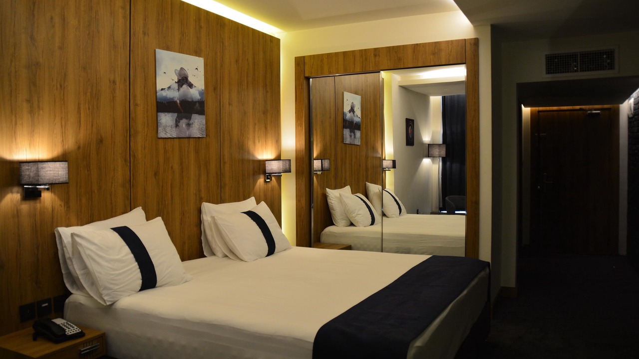 Photo of Bedroom in Al Jubeiha
