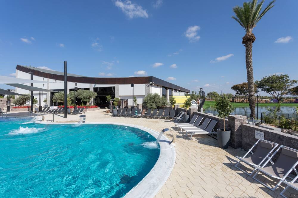 Photo of Outdoor in Bror Hayil
