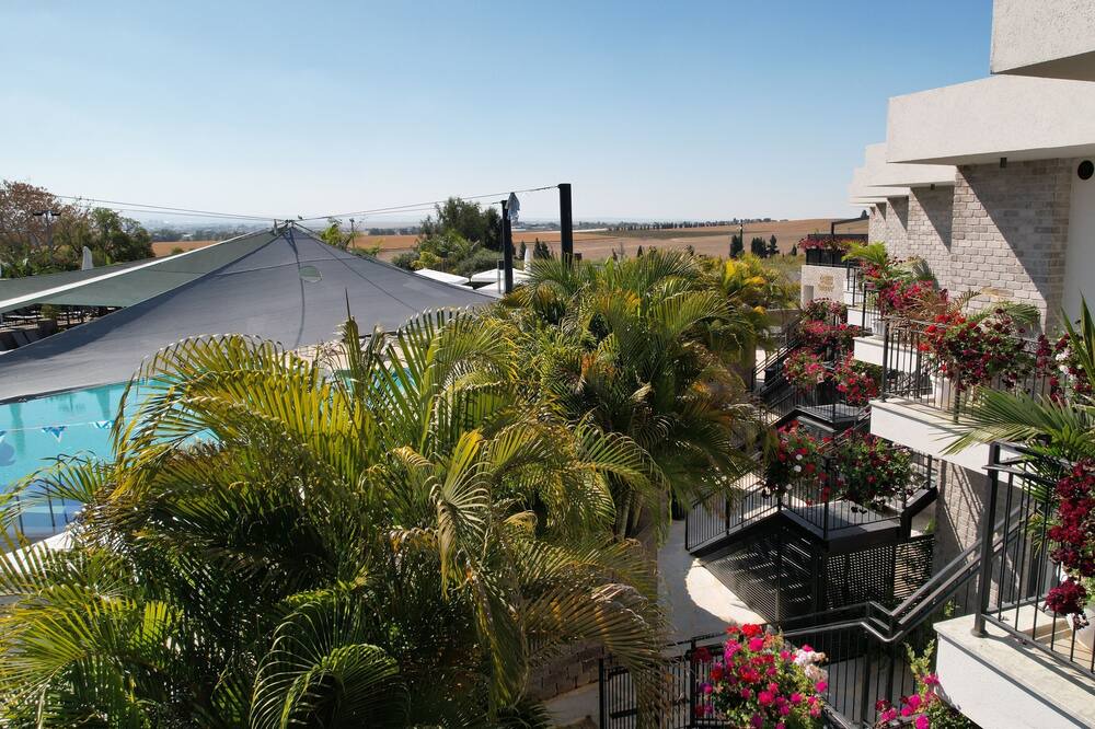 Photo of Outdoor in Bror Hayil