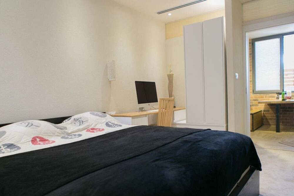 Photo of Bedroom in Drom HaSharon