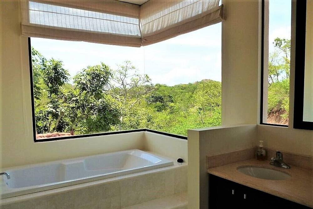 Photo of Bathroom in Matapala