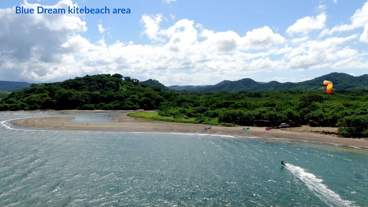 Photo of Others in La Cruz