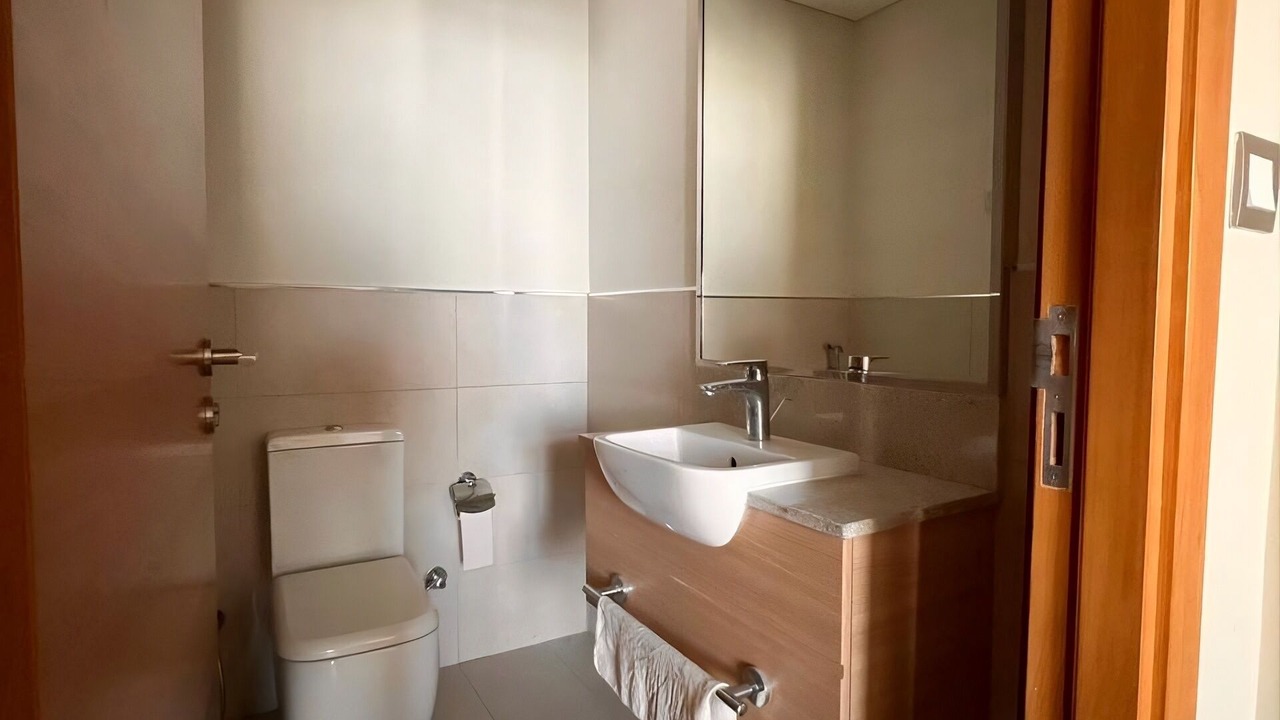 Photo of Bathroom in Jebel Ali