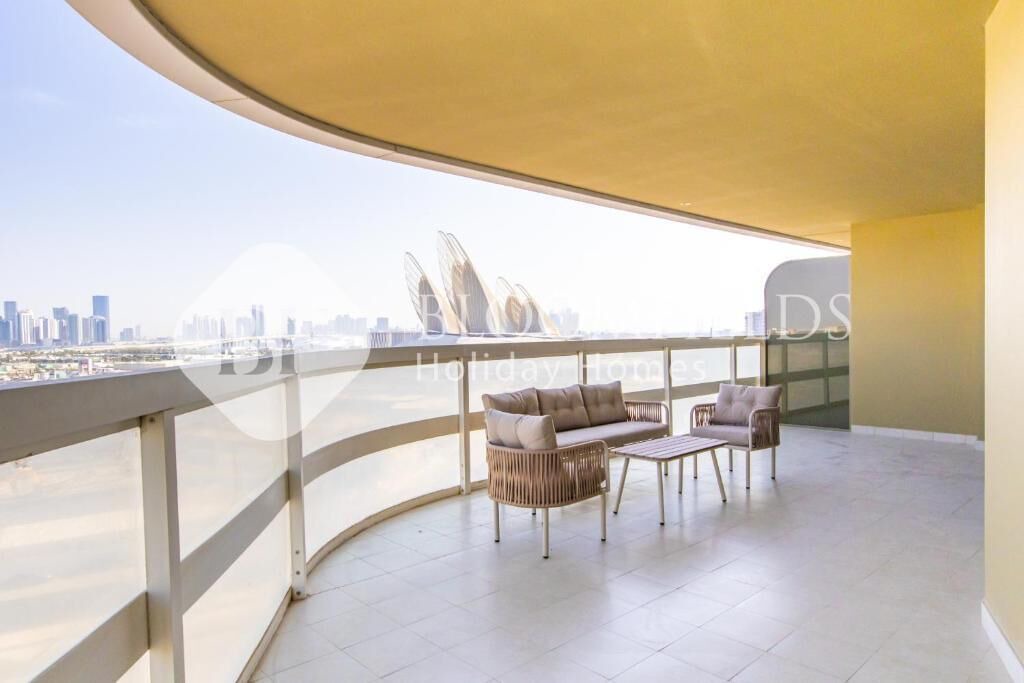 Photo of Patio Balcony in Saadiyat Cultural District
