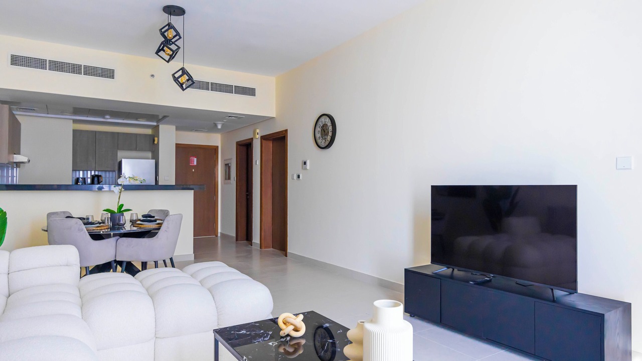 Photo of Patio Balcony in Al Raha Beach