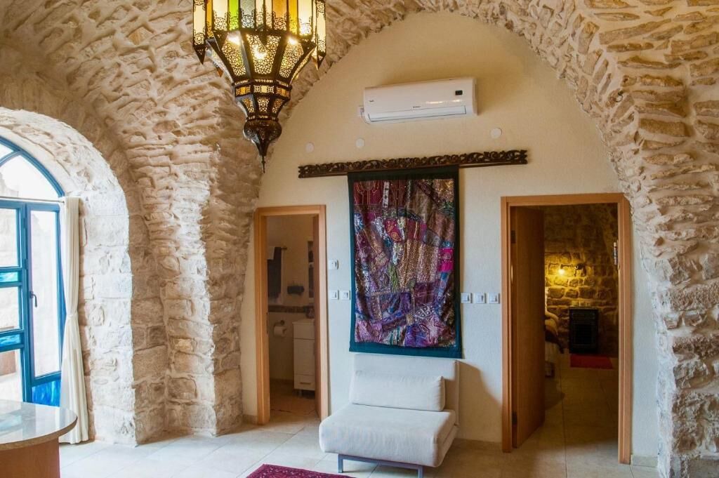 Photo of Outdoor in Artists Colony