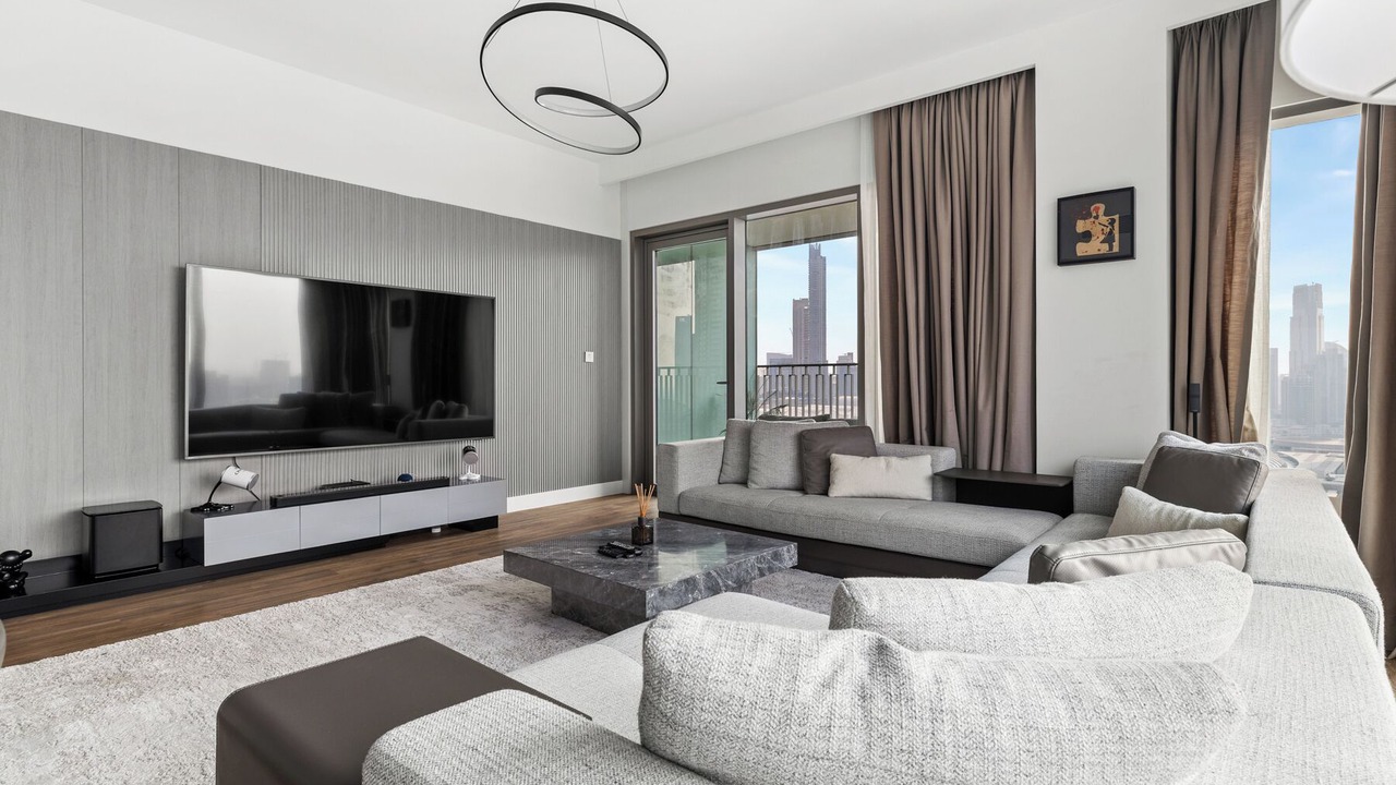 Photo of Livingroom in Za'abeel 2