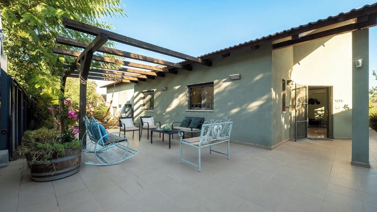 Photo of Patio Balcony in Vered Hagalil