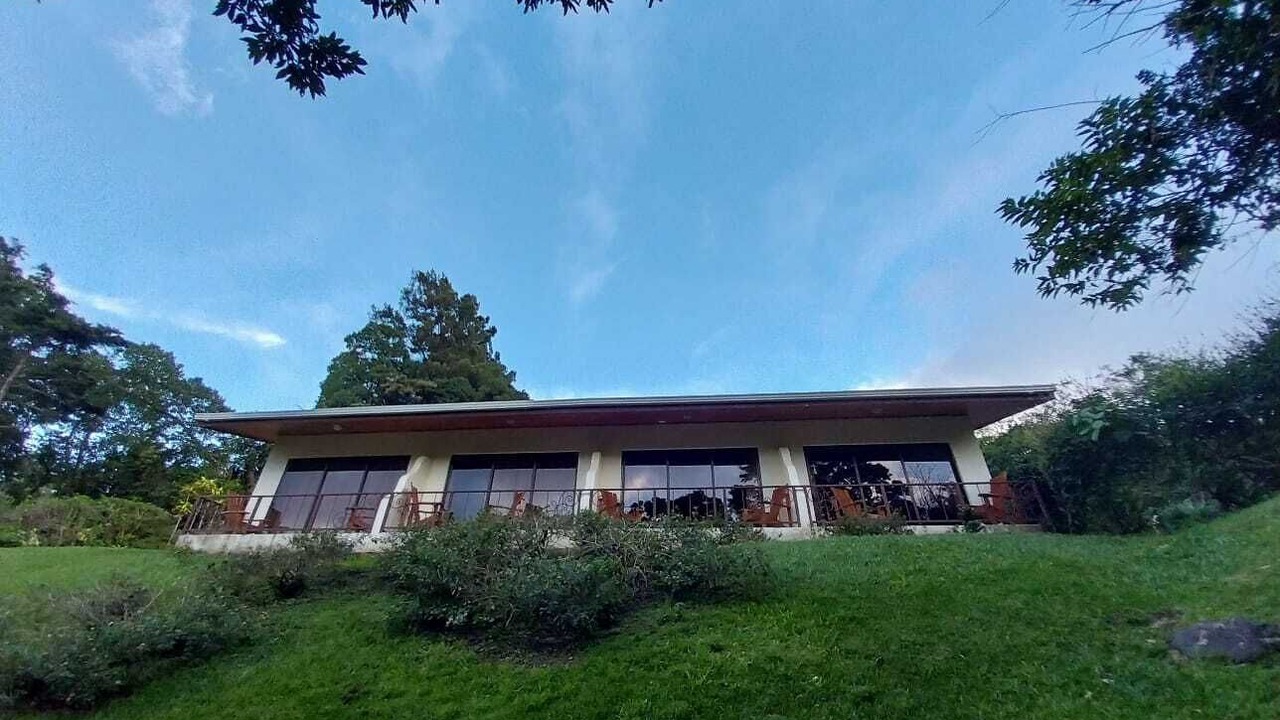 Photo of Patio Balcony in Sierra