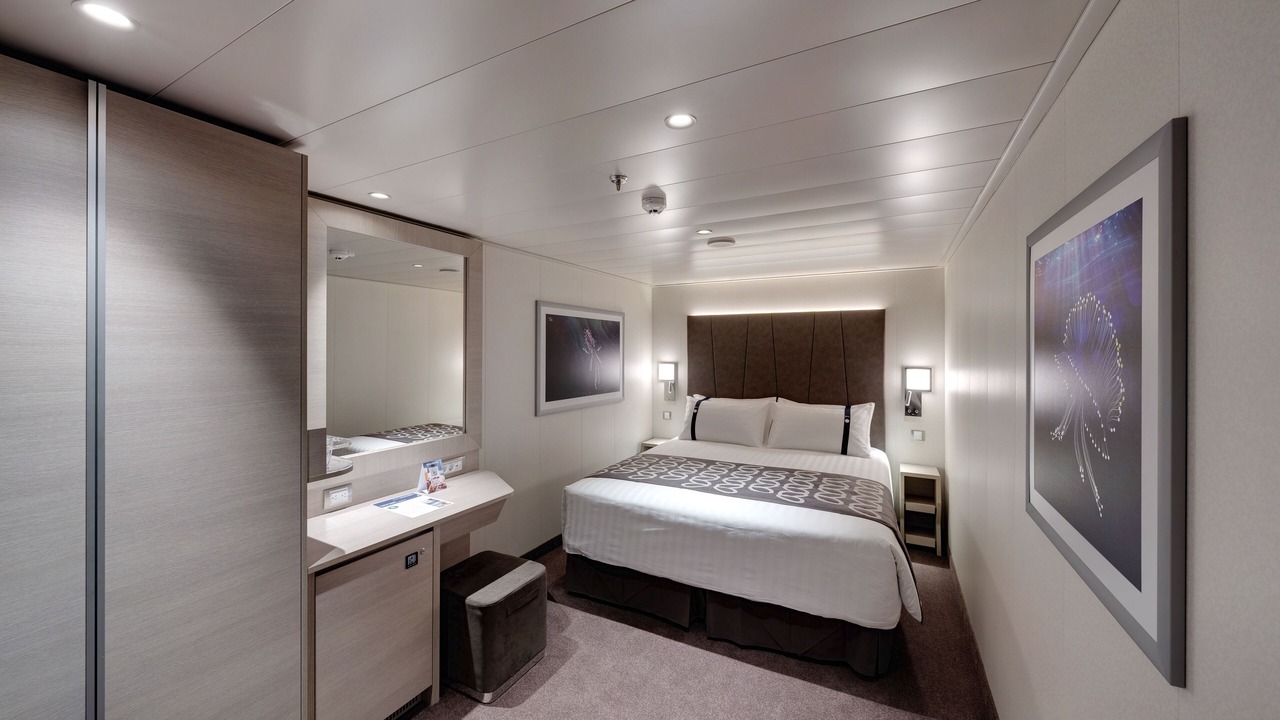 Photo of Bedroom in Abu Dhabi City Center
