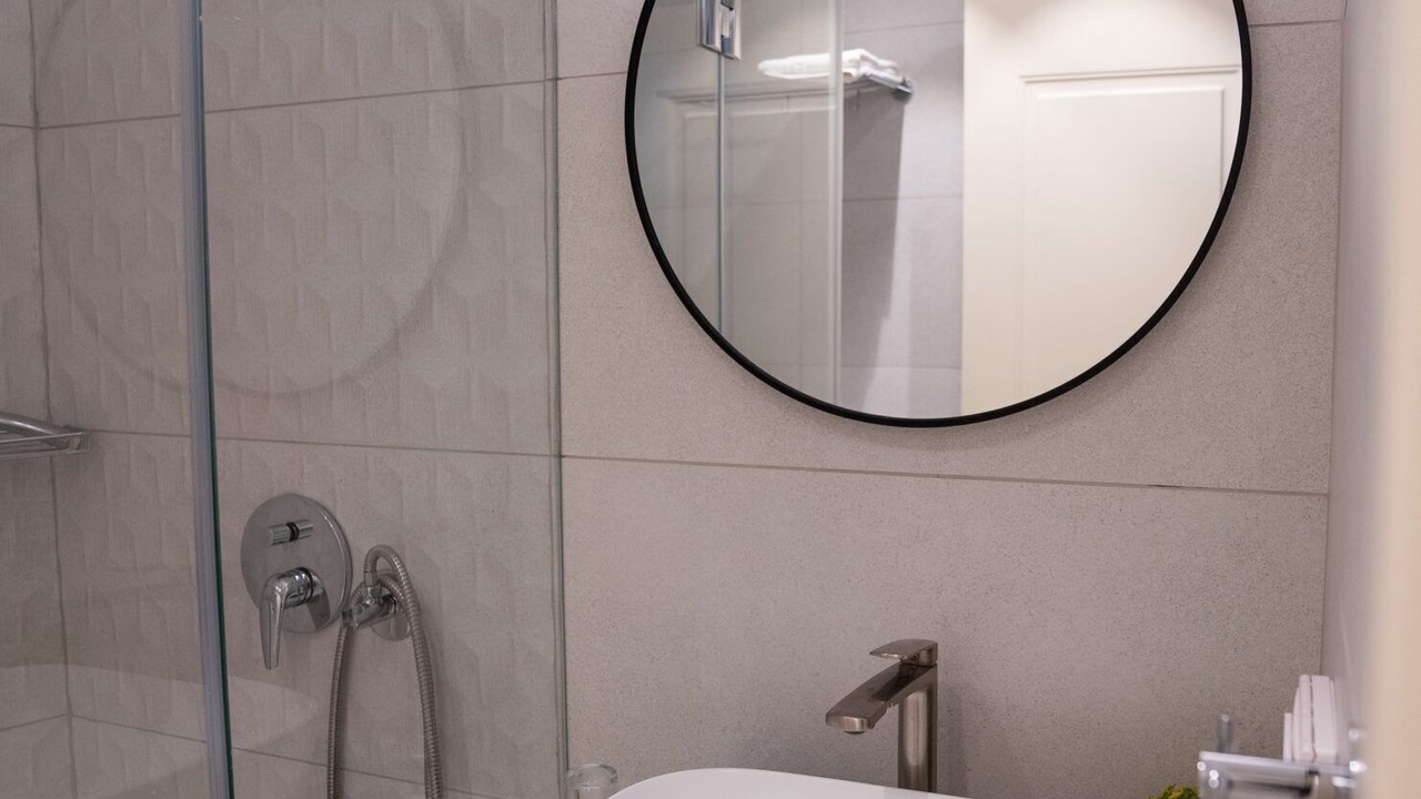 Photo of Bathroom in Old City