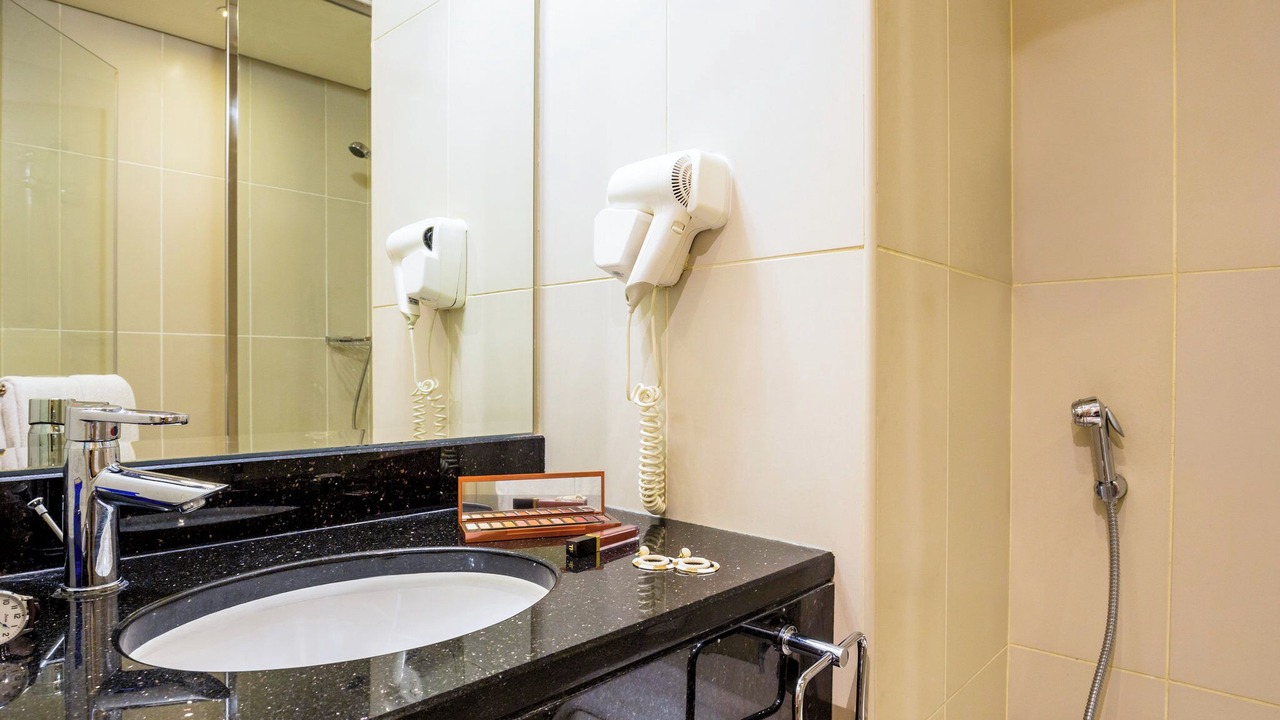 Photo of Bathroom in Al Barsha 2