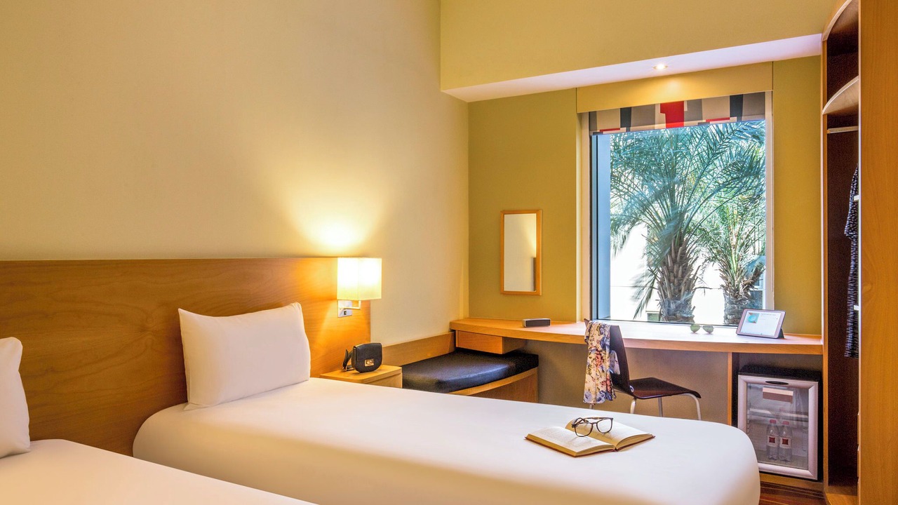 Photo of Bedroom in Al Barsha 2