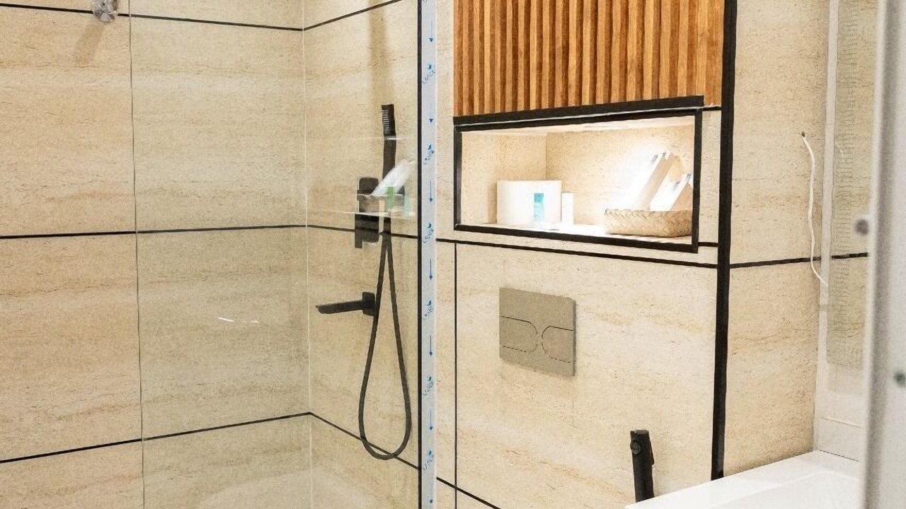 Photo of Bathroom in Tiwi