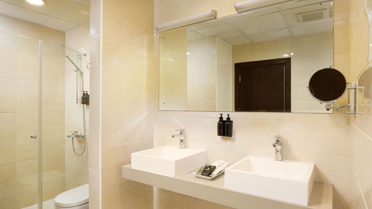 Photo of Bathroom in Duqm
