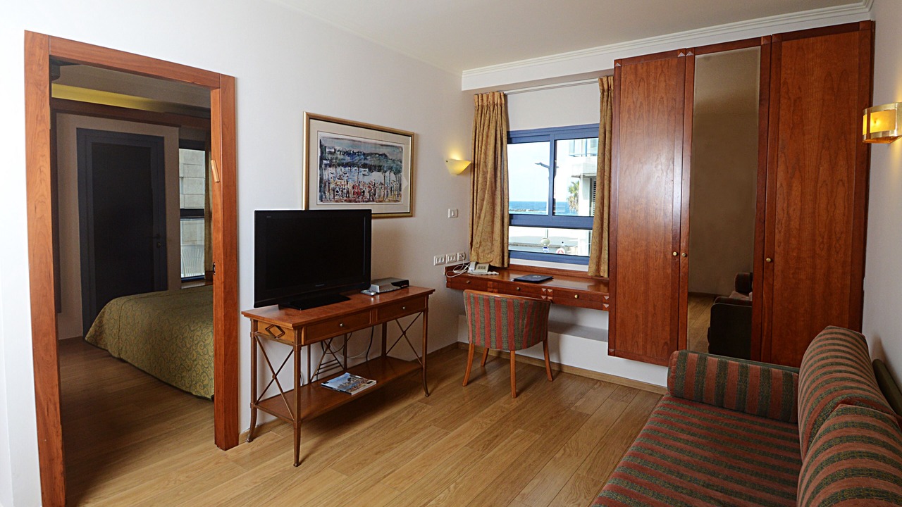 Photo of Bedroom in Kerem HaTeimanim
