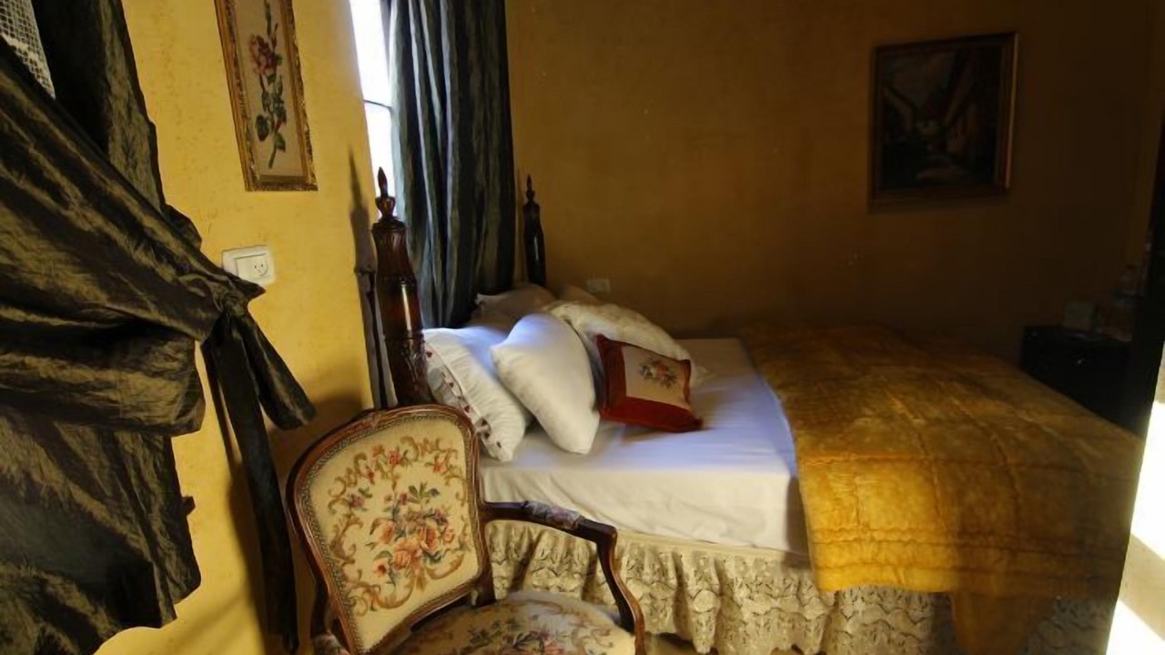 Photo of Bedroom in German Colony