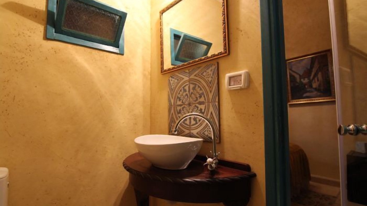 Photo of Bathroom in German Colony