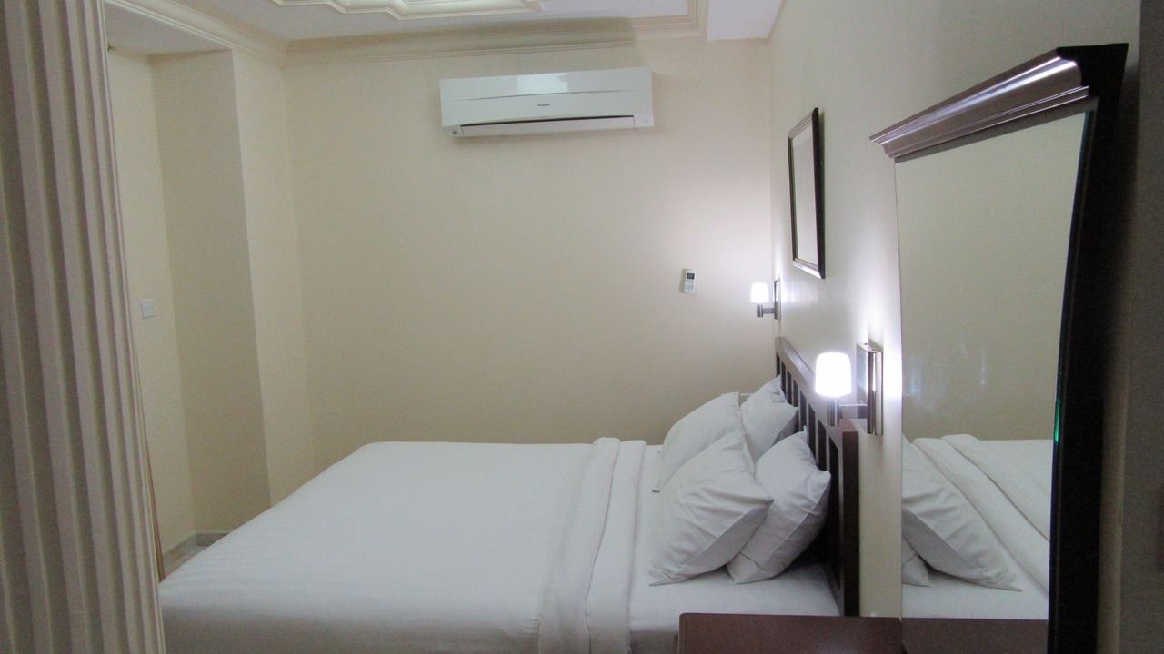 Photo of Bedroom in Al Ghubrah Ash Shamaliyyah