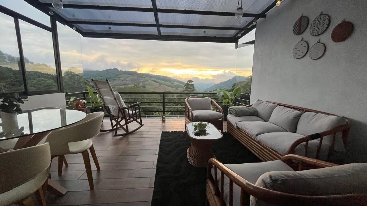 Photo of Patio Balcony in Sierra