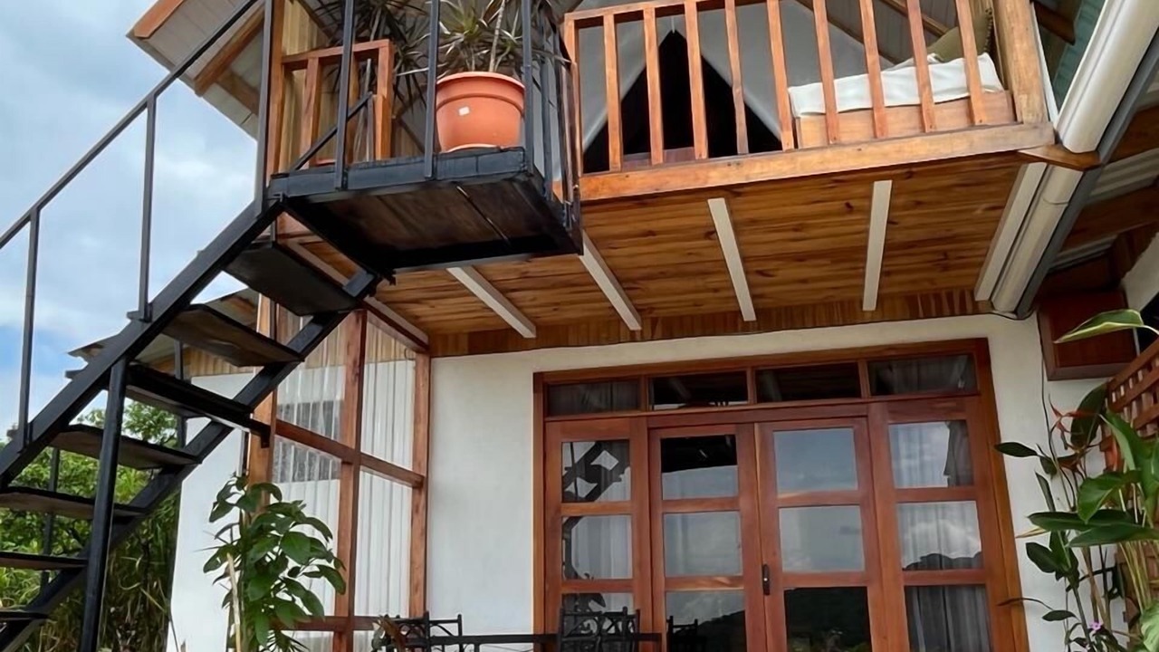 Photo of Patio Balcony in Sierra