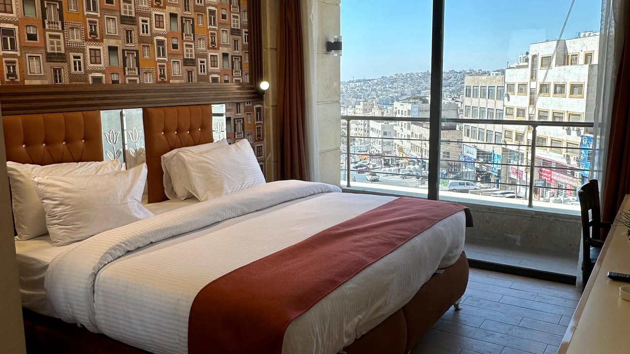 Photo of Bedroom in Al Jubeiha